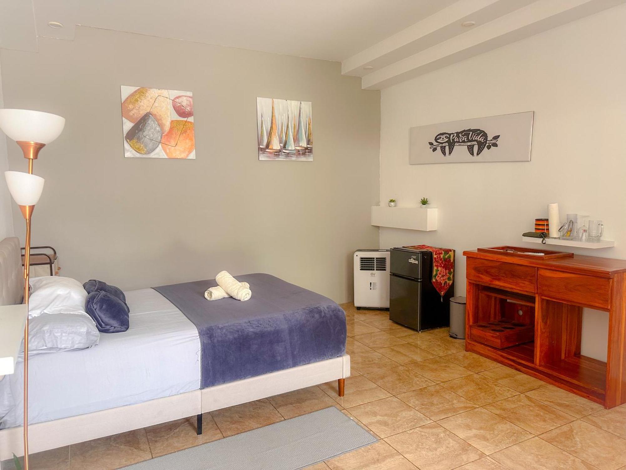 Casa Garitas Guesthouse & Car Rental - Free Sjo Airport Shuttle Río Segundo Eksteriør billede