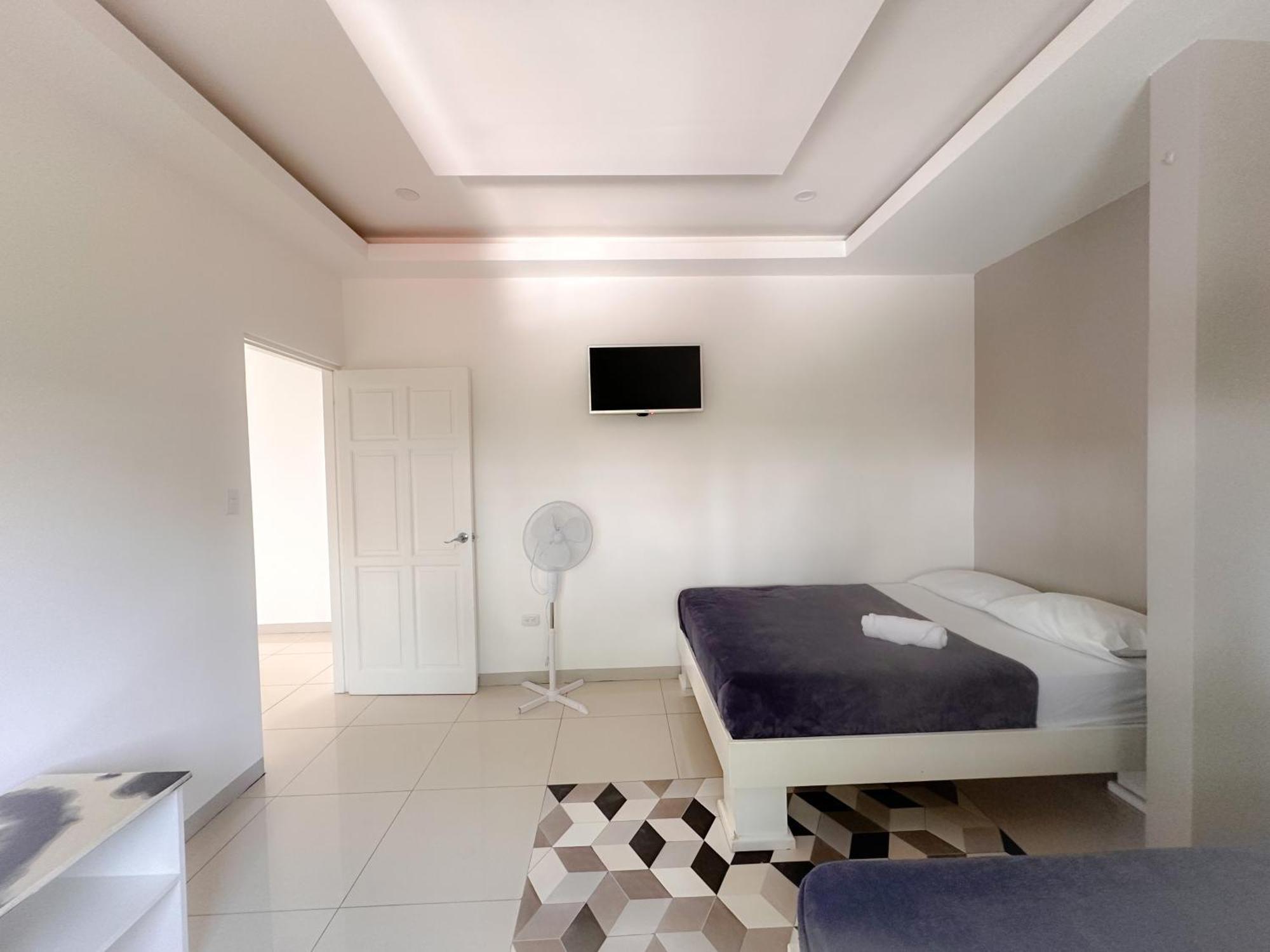 Casa Garitas Guesthouse & Car Rental - Free Sjo Airport Shuttle Río Segundo Eksteriør billede